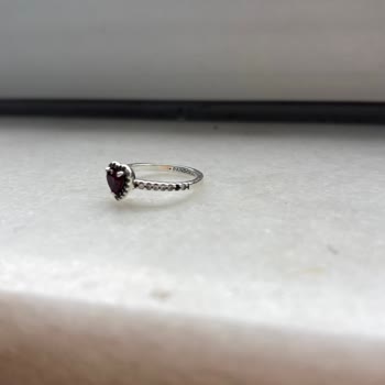 Pandora Mağazasında İlgisiz Hizmet Ve Kalitesiz Ürün Deneyimi