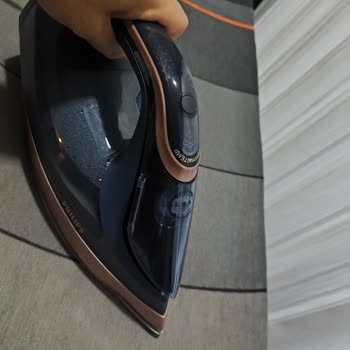 Garanti Kapsamındaki Philips Ütümün Plastik Aksamı Kırıldı, Ücretli Tamir Talep Edildi