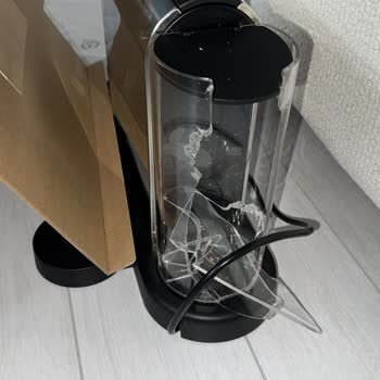 Kırık Gelen Kahve Makinesi İçin İade Ve Çözüm Bekliyorum