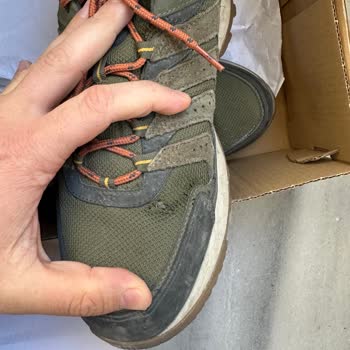 Columbia Ayakkabıda Tekrarlayan Kumaş Açılması Ve Garanti Sürecinde Çözüm Sunulmaması