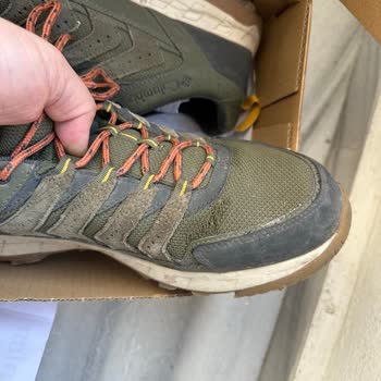 Columbia Ayakkabıda Tekrarlayan Kumaş Açılması Ve Garanti Sürecinde Çözüm Sunulmaması