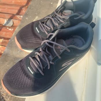 Kısa Sürede Yıpranan Skechers Ayakkabım İçin Değişim Talebim Reddedildi!