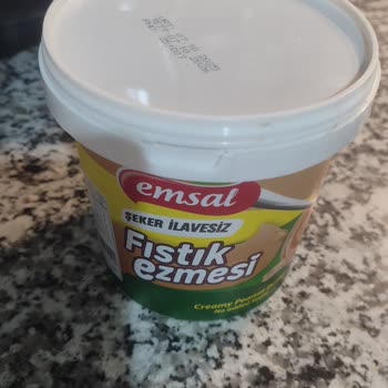 Fıstık Ezmesi Aşırı Katı Ve Yağsız Çıktı Sürmek Mümkün Değil