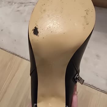 Nine West Boots Fell Apart After One Use — Quality Complaint