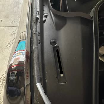 BMW 5.20i Aracımda Plastik Ve Fitil Parçalarının Sürekli Bozulması