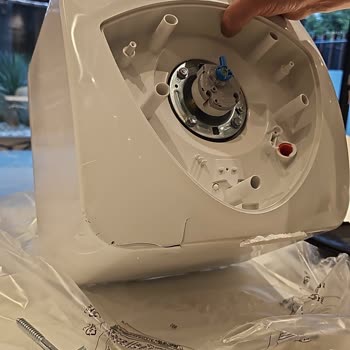 Kırık Teslim Edilen Termosifon İçin Değişim Ve İade Talebim Reddedildi