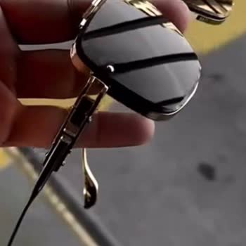 Sahte Gözlük Ve İletişimsiz Satıcı Mağduriyeti