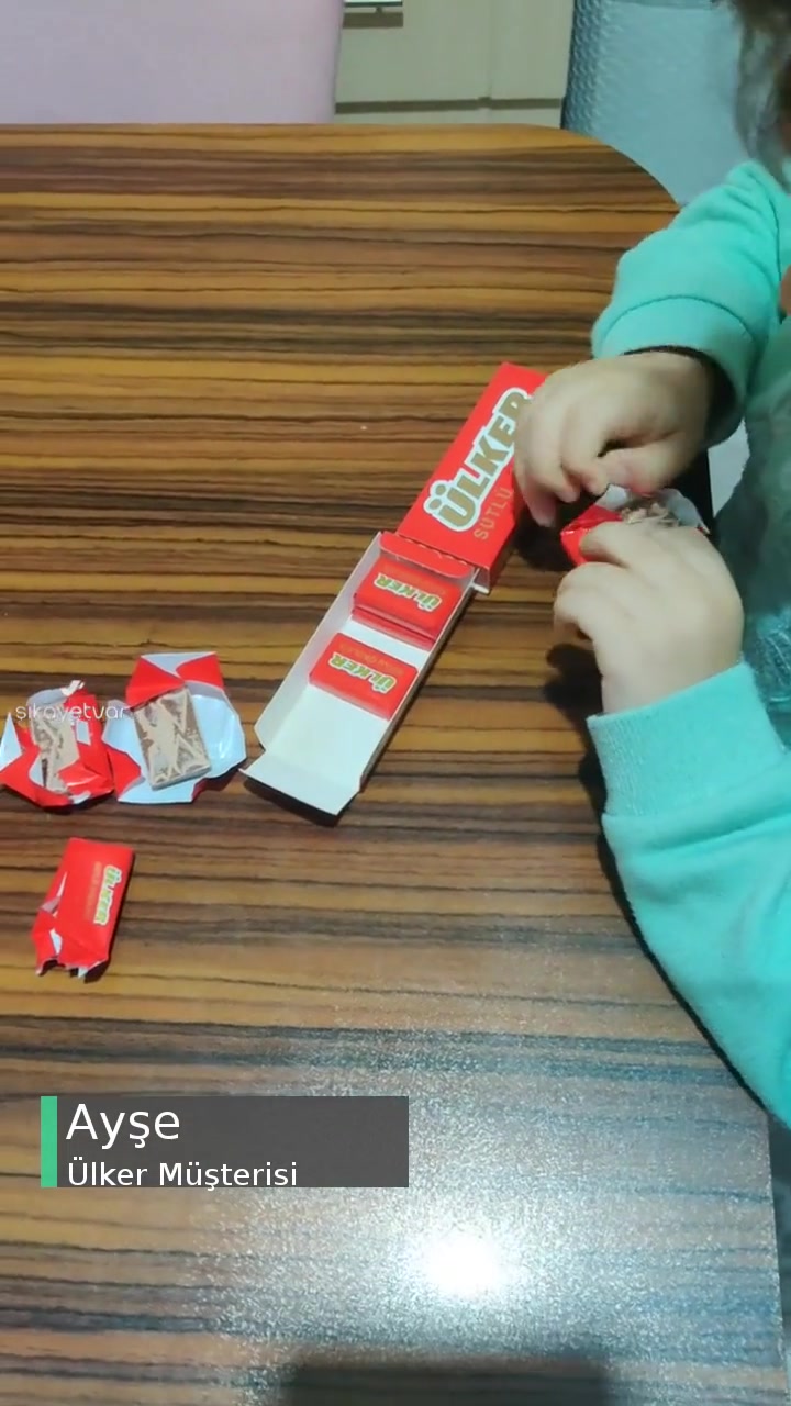 Ülker Napoliten Çikolata Bozuk Çıktı! videonun kapak resmi