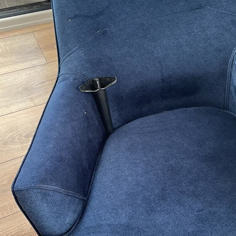 Berjerimin Kırılan Ayağı İçin Servisten Geri Dönüş Alamıyorum