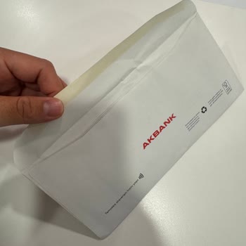 Açık Zarfla Teslim Edilen Banka Kartı Nedeniyle Yaşadığım Tedirginlik