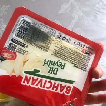 Bahçıvan Son Kullanma Tarihi Geçmemiş Kapalı Peynirde Küf Sorunu