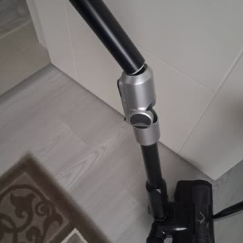 Garanti Süresinde Kırılan Süpürge Borusu İçin Ücret Talebi Ve Bilgi Eksikliği