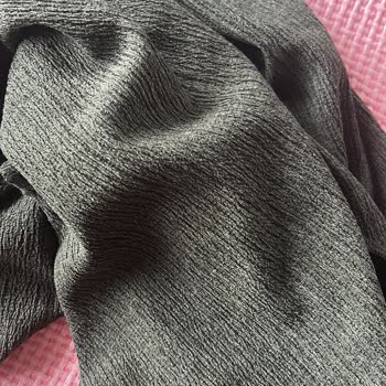 Lady İstanbul Gelen Elbiseler Gösterilen Ürünlerle Hiçbir Şekilde Benzerlik Göstermiyor