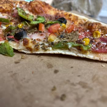 Yanlış Ve Soğuk Pizza, Ücret İadesi Talebim Reddedildi