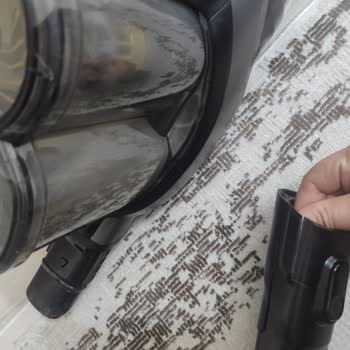 Philips Dik Süpürgenin Borusu Parke Üzerinde Çatladı Garanti Sorunu Yaşadım