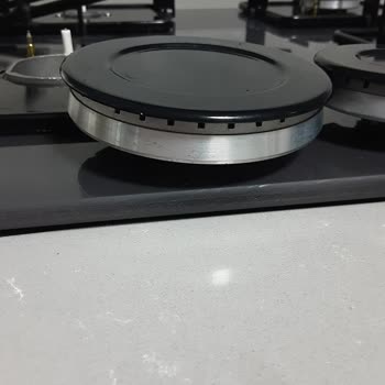 Garanti Kapsamındaki Ocakta Hızlı Deformasyon Ve Servis İlgisizliği