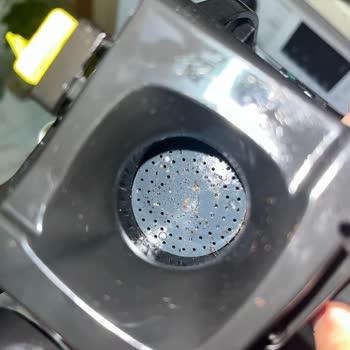 Yeni Aldığım Kahve Makinesinde Kahve Tortusu İzleriyle Karşılaştım