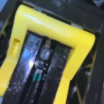 Yeni Aldığım Kahve Makinesinde Kahve Tortusu İzleriyle Karşılaştım