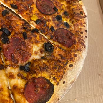 Domino’s Şubesinden Soğuk Yanık Ve Malzemesiz Pizza Teslimatı Mağduriyeti