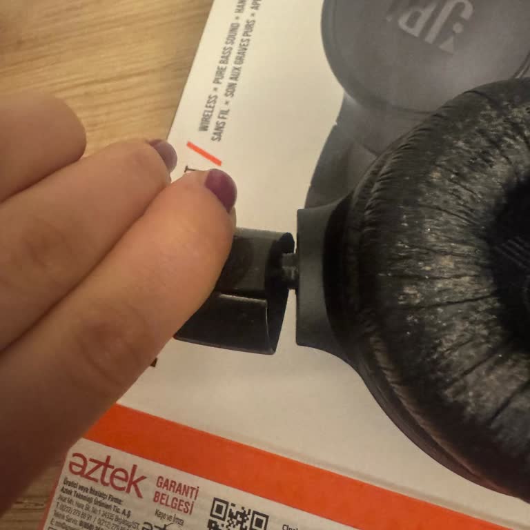 JBL Tune 525bt Kulaklıkta Menteşe Gevşemesi Sorunu Yaşadım