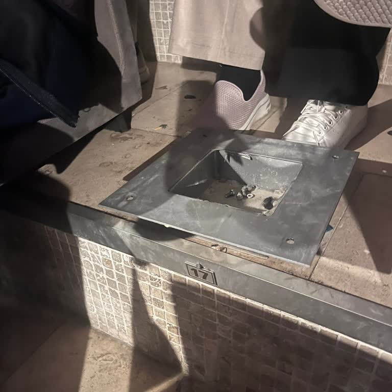 Satın Aldığım Koltuklar Salonda Yoktu, Mağdur Edildim!