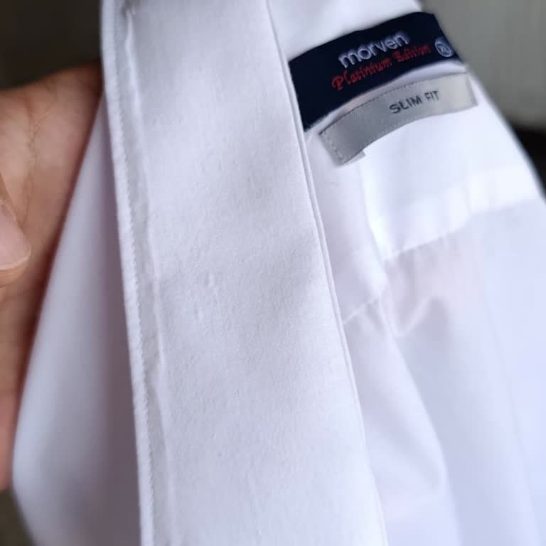 Satın Aldığım Gömleğin Yakasında Deformasyon Ve Müşteri Hizmetlerinden Yanıtsızlık