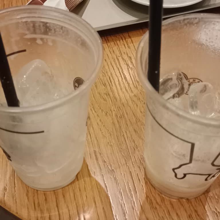 Yüksek Ücretli Soğuk Salep Neredeyse Tamamen Buz Çıktı