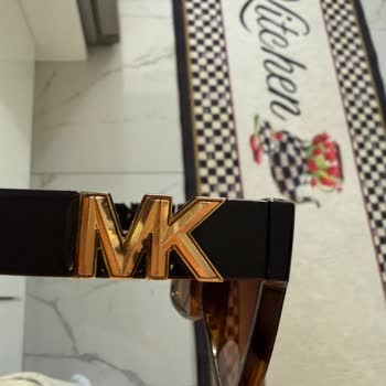 Gürel Optik Garantili Gözlükte Logo Renk Atması ve Müşteri Hizmetlerinden Dönüş Alamamak