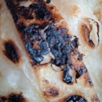 Antik Köfte’de İlgisiz Personel Ve Yanık Kahvaltı Mağduriyeti