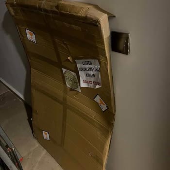 Değerli Tablo Sürat Kargo İle Kırık Ve Ezik Ulaştı, Çözüm Bekliyorum