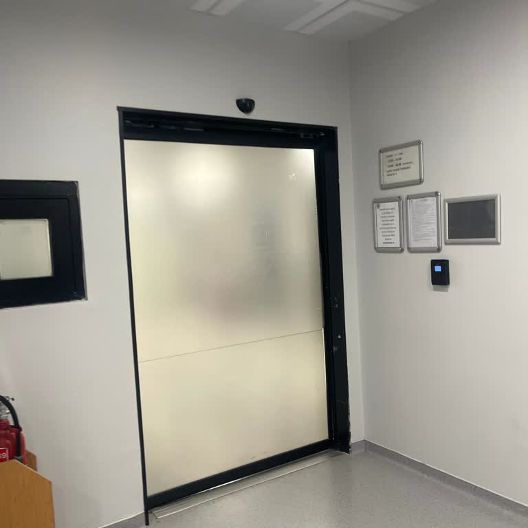 Hastane Güvenlik Görevlisinin Saygısız Davranışı Ve Gereksiz Müdahalesi