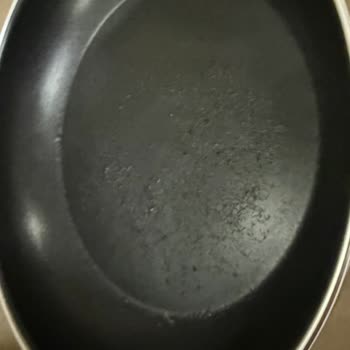 Bulaşık Makinesinde Yıkanan Tavanın Kısa Sürede Yüzeyi Soyuldu, Mağduriyet Yaşadım