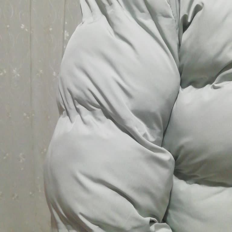 Mavi İlk Yıkamada Dağılan ve Rengi Solan Montun Değişimini Talep Ediyorum