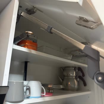 Blum Aventos Dolap Kapağı Aniden Arızalandı, Kapanmıyor
