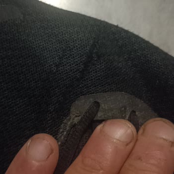Nike Ayakkabıda Erken Açılma Ve Renk Solması, Garanti Kapsamında Çözüm Bekliyorum