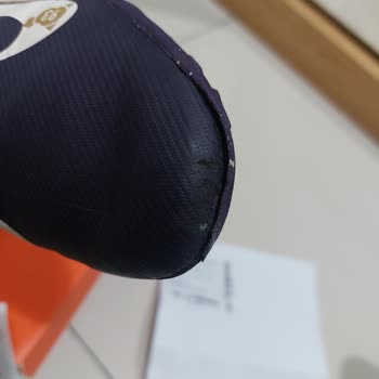 Yeni Alınan Nike Çocuk Halı Saha Ayakkabısında Hızlı Deformasyon Ve Ürün Kalite Sorunu