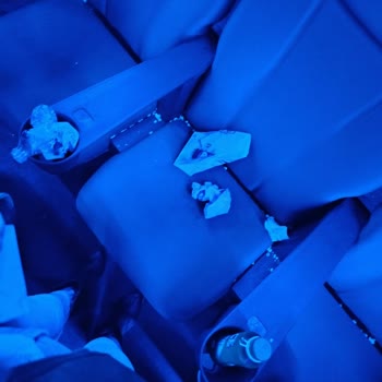 Sinema Salonunda Temizlik Skandalı: Çöpleri Kendimiz Topladık