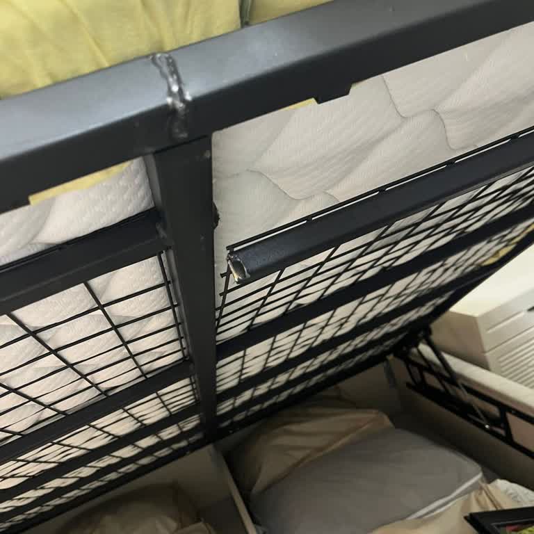 Aldığım Yatak Odası Takımı Kısa Sürede Kırıldı, Mağaza İlgisiz Kaldı