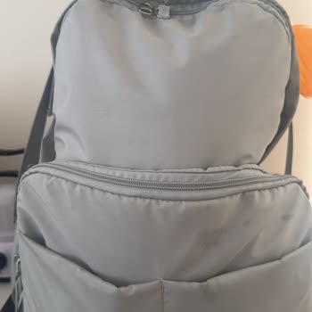 Bebek Bakım Çantası Fermuar Arızası Ve Çözülmeyen Destek