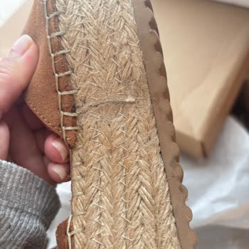 Garanti Kapsamındaki Sandaletin Yetersiz Onarımı Ve Değişim Talebi