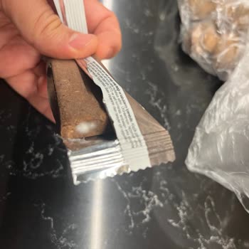 Fellas Meyve Barında Küf Çıkması Sonrası Güven Sorunu