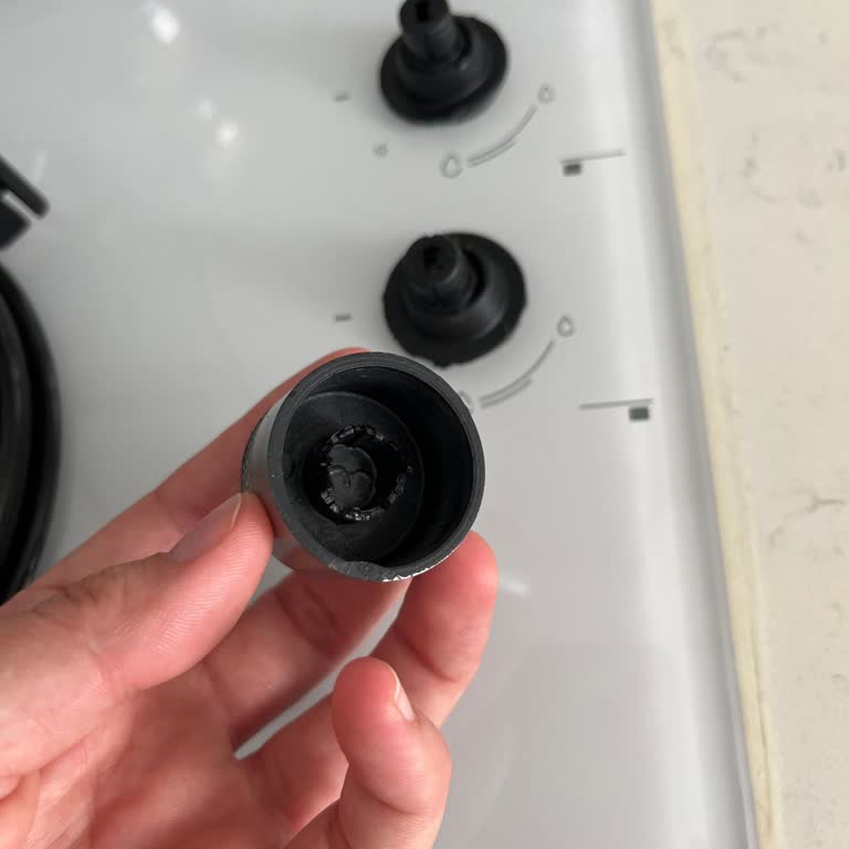 Simfer Ocak Düğmeleri Sürekli Kırılıyor, Yedek Parça Bulamıyorum