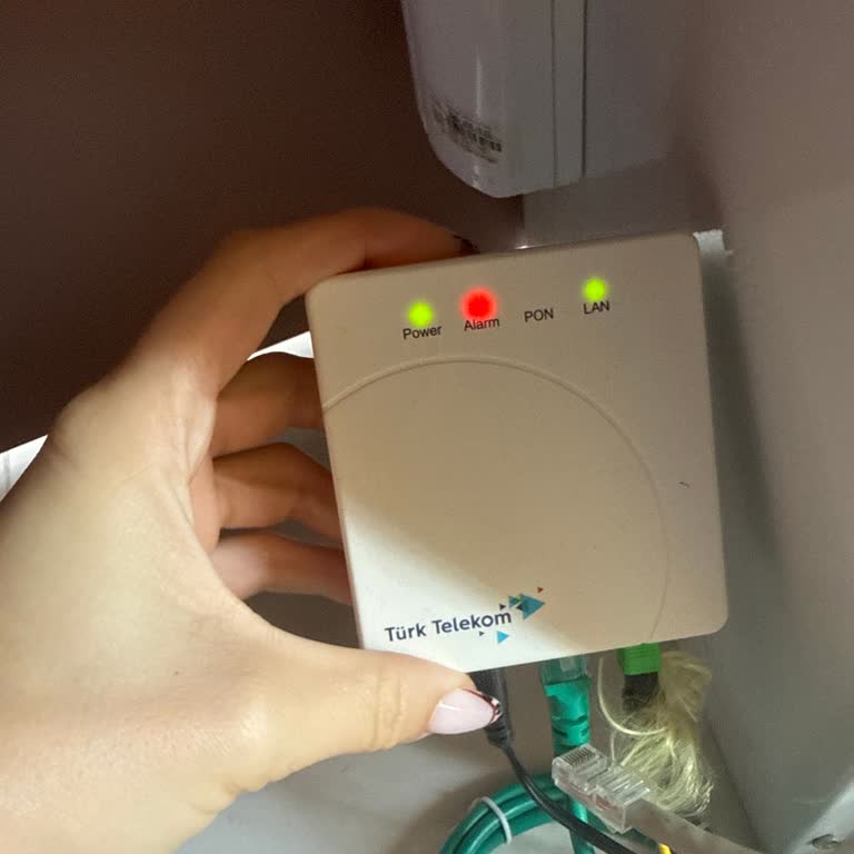 Türk Telekom Arıza Kaydına Cevap Verilmiyor, İşyerimde İnternet Sorunu Yaşıyorum