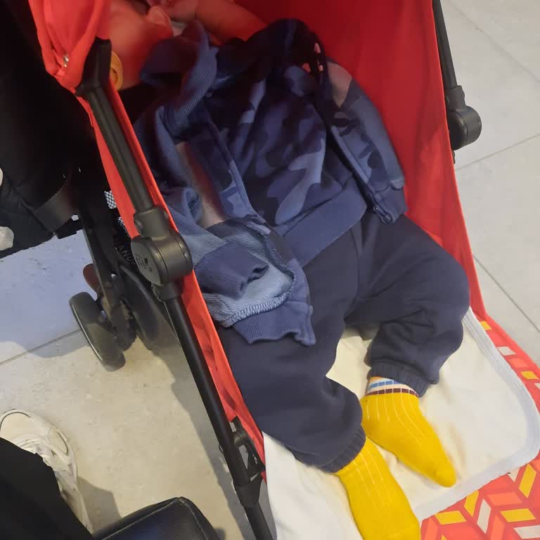 İstinyePark Renk Sineması Bebekle Sinema Salonundan Çıkarılmamız Ailece Mağduriyet Yaşadık