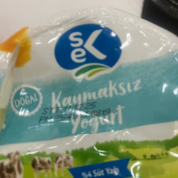 Yoğurt İçinde Toz Benzeri Yabancı Maddeyle Karşılaştım, Üretimden Şüpheliyim