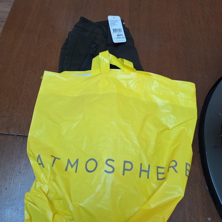 Atmosphere Pantolonun Değiştirilemeyeceğini Söyleyerek Olumsuz Bir Tavır Sergiledi