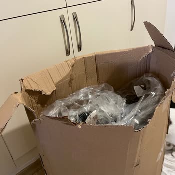 Siparişimde Hasarlı Paket Ve Farklı Marka Sorunu Yaşadım