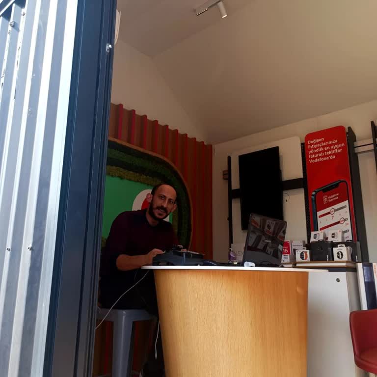 Vodafone Bayisinde Hat Taşıma İşlemi Gerçekleştirilemedi