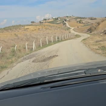 Karahan Mahallesi'nde 3 Aydır Bitmeyen Yol Çilesi