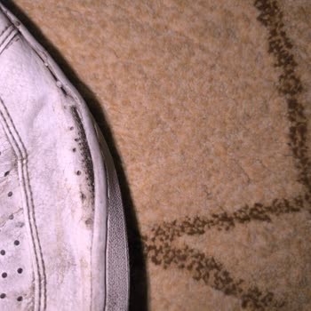 Kısa Sürede Yırtılan Ayakkabı Ve İlgisiz Mağaza Çalışanları Nedeniyle Para İadesi Talebim